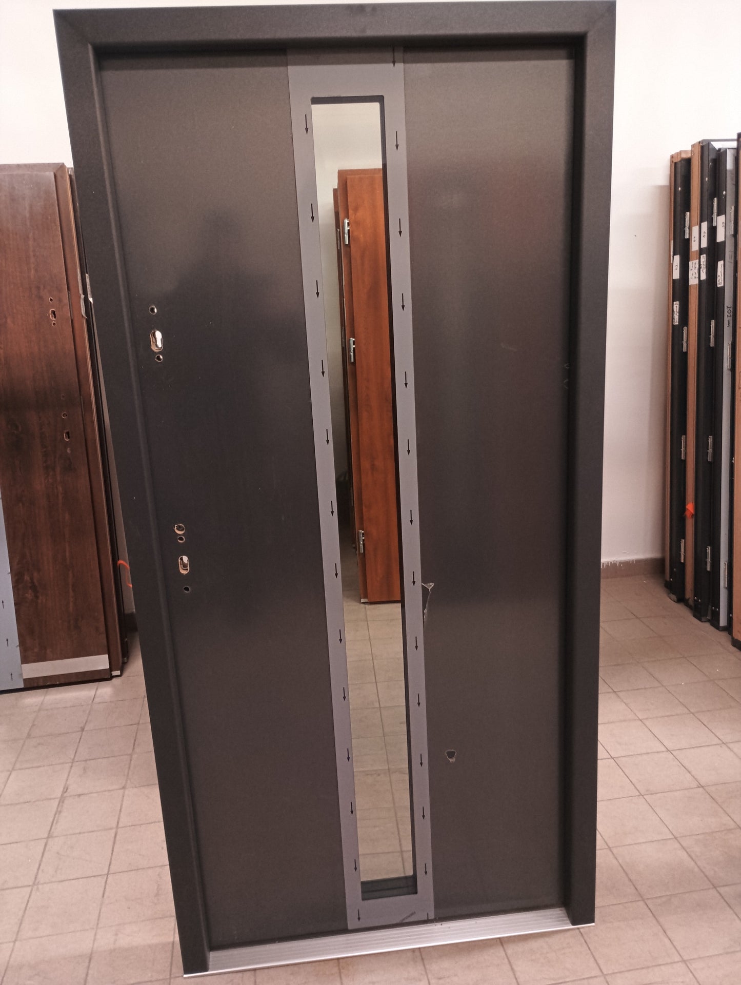 Drzwi zewnętrzne Disting Otello 33 - 2 gatunek kolor ANTRACYT "90" lewe