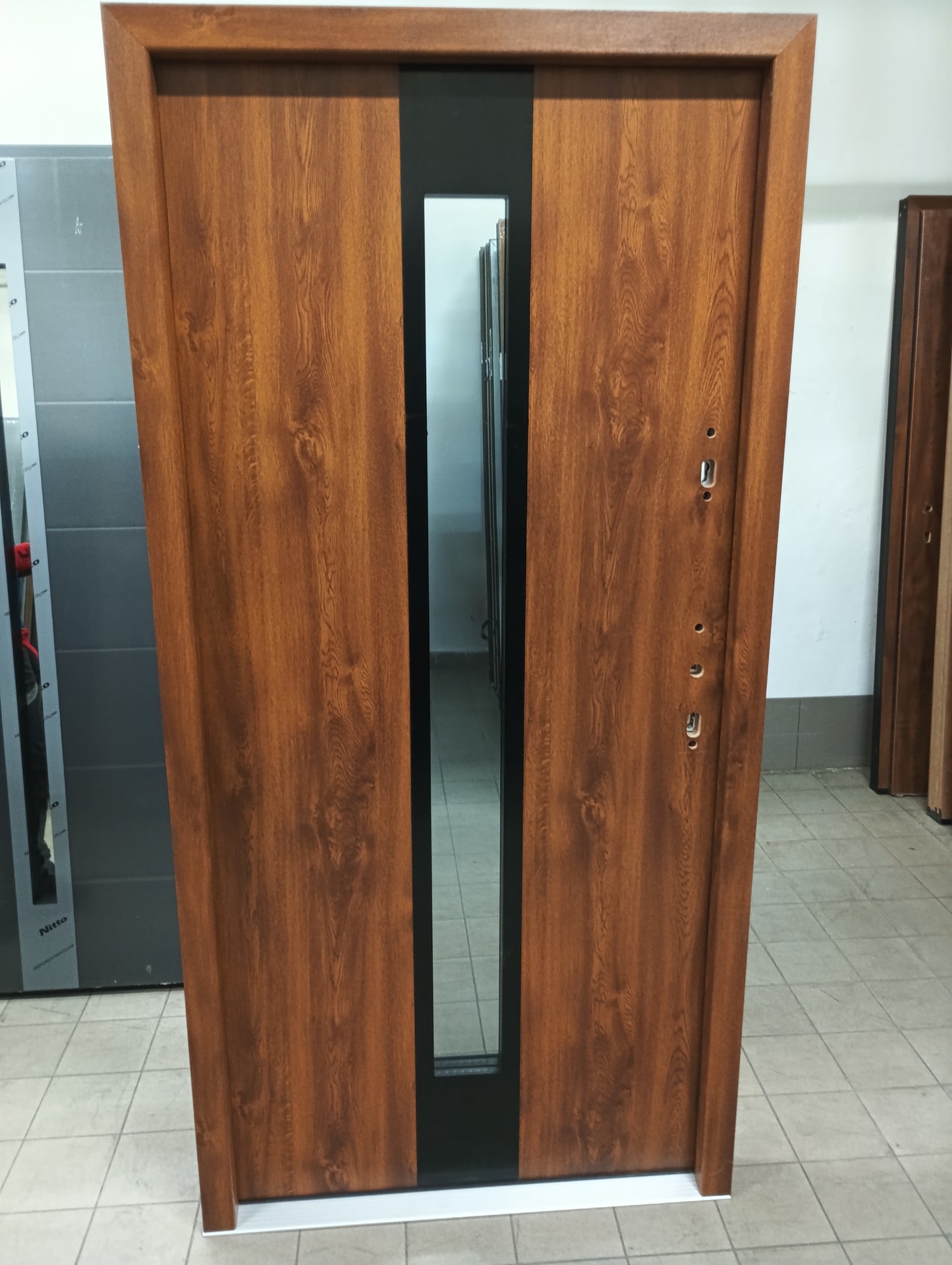 Drzwi zewnętrzne Disting Plus Olivio Glass 03 - 2 gatunek kolor ZŁOTY DĄB "90" prawe