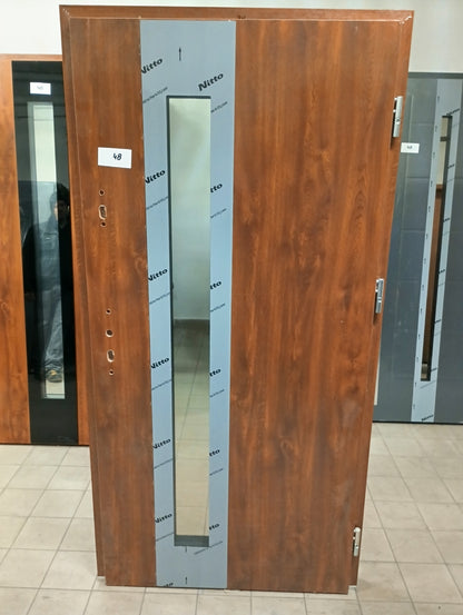 Drzwi zewnętrzne Normal Otello 05B - 2 gatunek kolor ZŁOTY DĄB "90N" prawe
