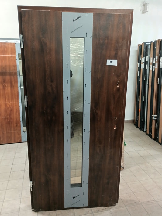 Drzwi zewnętrzne Disting Otello 05 - 2 gatunek kolor ORZECH "90" lewe