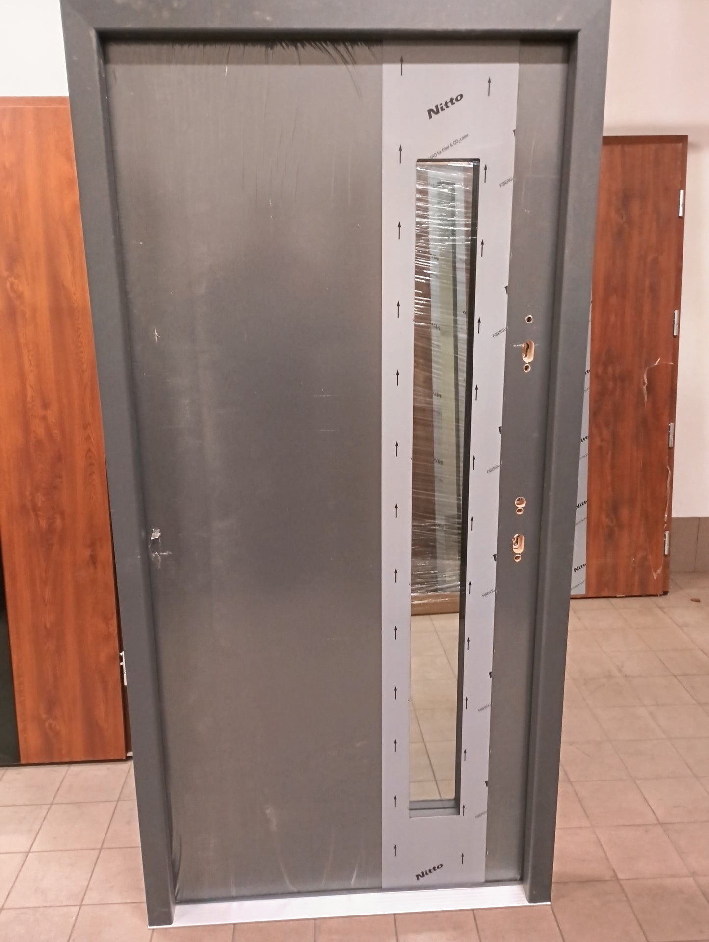 Drzwi zewnętrzne Disting Plus Otello 05B - 2 gatunek kolor ANTRACYT "90" prawe