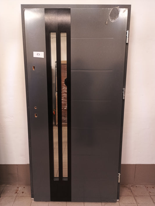 Drzwi zewnętrzne Disting model prototypowy - 2 gatunek kolor ANTRACYT "90" prawe