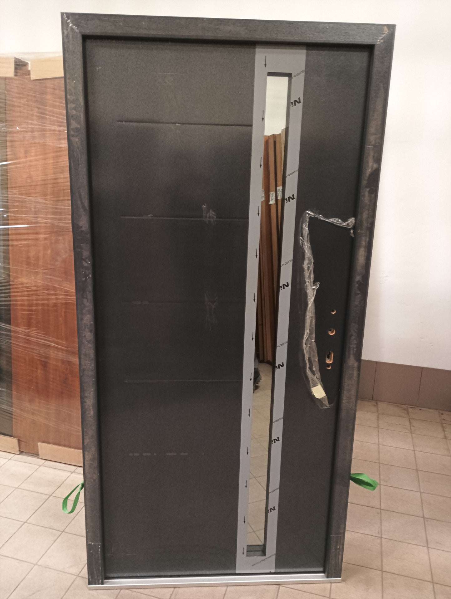 Drzwi zewnętrzne Normal Plus Nicolo 32B - 2 gatunek kolor ANTRACYT STRUKTURA "90" prawe