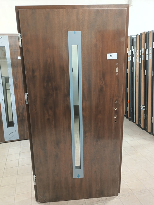 Drzwi zewnętrzne Disting Otello 11 - 2 gatunek kolor ORZECH "90" lewe