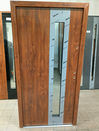 Drzwi zewnętrzne Normal Otello 05B - 2 gatunek kolor ZŁOTY DĄB "90N" prawe